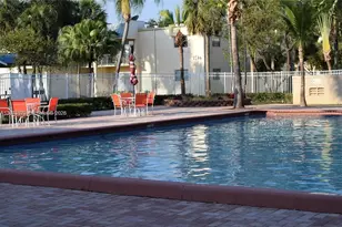 411 Executive Center Dr, West Palm Beach, FL 33401 - Photo 30