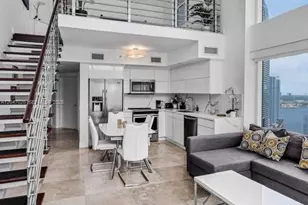 41 SE 5th St, Miami, FL 33131 - Photo 4