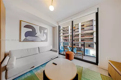 11 NE 6th St #2903, Miami, FL 33132 - Photo 4