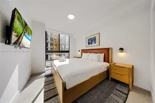 11 NE 6th St, Miami, FL 33132 - Photo 14