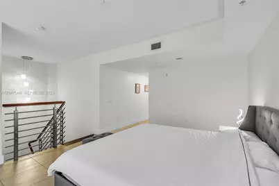 41 SE 5th St #908, Miami, FL 33131 - Photo 12