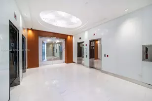 41 SE 5th St, Miami, FL 33131 - Photo 24