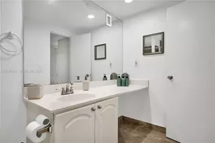 4001 S Ocean Dr, Hollywood, FL 33019 - Photo 14