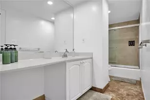 4001 S Ocean Dr, Hollywood, FL 33019 - Photo 18