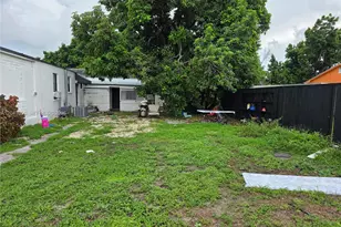 1102 NW 103rd St, Miami, FL 33150 - Photo 4