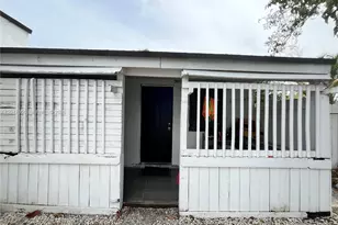 1102 NW 103rd St, Miami, FL 33150 - Photo 6