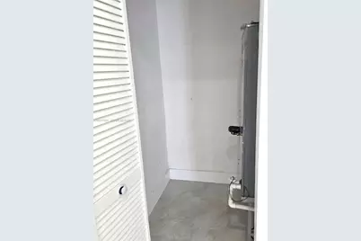 1102 NW 103rd St, Miami, FL 33150 - Photo 26