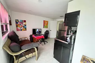 1102 NW 103rd St, Miami, FL 33150 - Photo 34