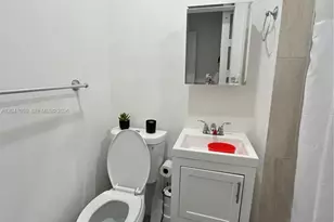 1102 NW 103rd St, Miami, FL 33150 - Photo 30