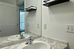 244 Biscayne Blvd, Miami, FL 33132 - Photo 16