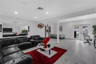 7630 Plantation Blvd, Miramar, FL 33023 - Photo 4