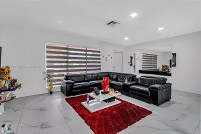 7630 Plantation Blvd, Miramar, FL 33023 - Photo 8