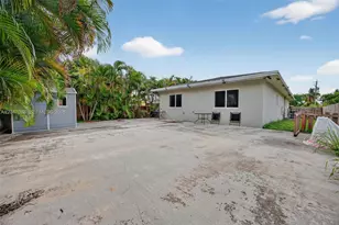 344 SW 3rd St, Florida City, FL 33034 - Photo 30