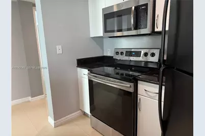 9201 Collins Ave #521, Surfside, FL 33154 - Photo 22