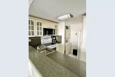 600 NE 36th St #609, Miami, FL 33137 - Photo 14