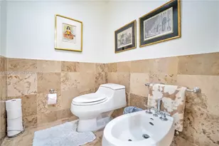1455 Ocean Dr, Miami Beach, FL 33139 - Photo 20