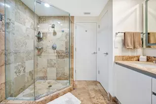 1455 Ocean Dr, Miami Beach, FL 33139 - Photo 22