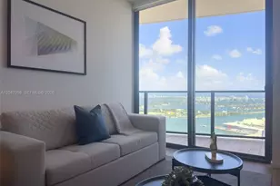 398 NE 5th St, Miami, FL 33132 - Photo 2