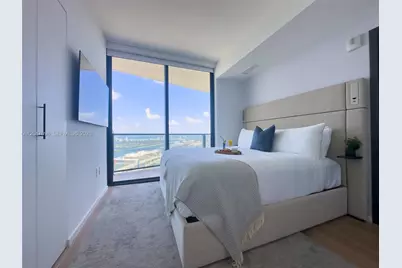 398 NE 5th St #4210, Miami, FL 33132 - Photo 10