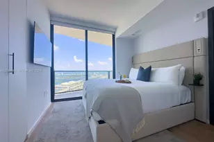 398 NE 5th St, Miami, FL 33132 - Photo 10