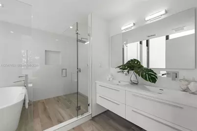1525 Bay Rd #1525, Miami Beach, FL 33139 - Photo 20