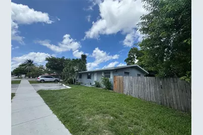 2200 SW 42nd Ave, Fort Lauderdale, FL 33317 - Photo 6