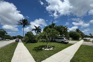 2200 SW 42nd Ave, Fort Lauderdale, FL 33317 - Photo 6