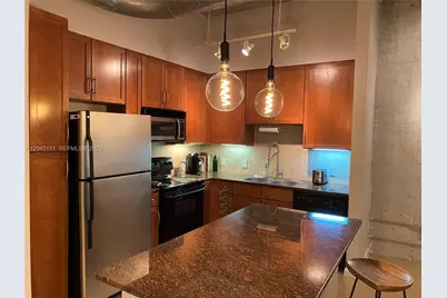 2001 Biscayne Blvd #3203, Miami, FL 33137 - Photo 8