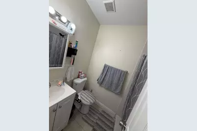 2816 NW 15th St #2R, Miami, FL 33125 - Photo 8
