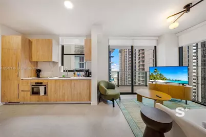 11 NE 6th St #2307, Miami, FL 33132 - Photo 10