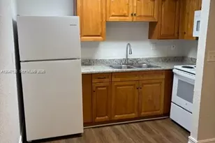 15 NE 13th St, Fort Lauderdale, FL 33304 - Photo 4