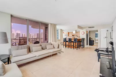 18041 Biscayne Blvd #1404, Aventura, FL 33160 - Photo 12
