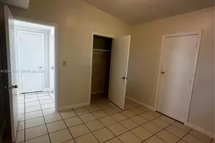 821 SW 2nd St, Florida City, FL 33034 - Photo 10