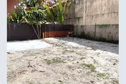 1541 SW 52nd Ave, Plantation, FL 33317 - Photo 14