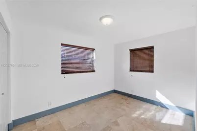 1541 SW 52nd Ave, Plantation, FL 33317 - Photo 8