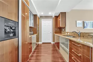 1819 SE 17th St, Fort Lauderdale, FL 33316 - Photo 8