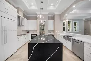6890 SW 94th St, Pinecrest, FL 33156 - Photo 2