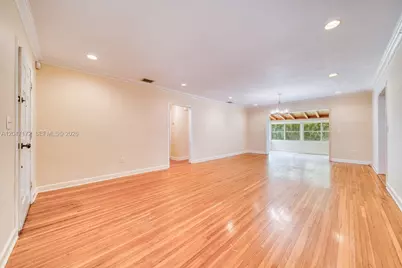 1116 Almeria Ave, Coral Gables, FL 33134 - Photo 6