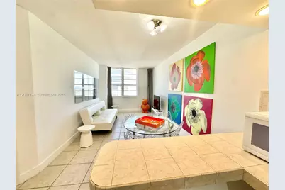 100 Lincoln Rd #1031, Miami Beach, FL 33139 - Photo 4