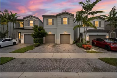 4812 NW 48th Ter, Tamarac, FL 33319 - Photo 1