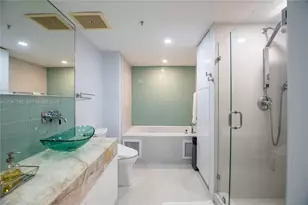 17375 Collins Ave, Sunny Isles Beach, FL 33160 - Photo 26