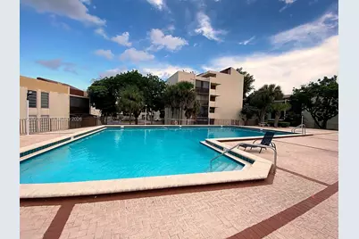 8870 Fontainebleau Blvd #106, Miami, FL 33172 - Photo 24