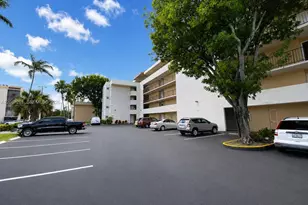 8870 Fontainebleau Blvd, Miami, FL 33172 - Photo 28