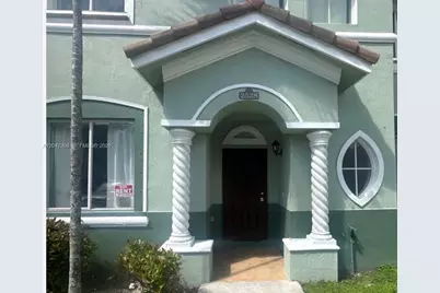 2528 SE 14th Ave, Homestead, FL 33035 - Photo 2