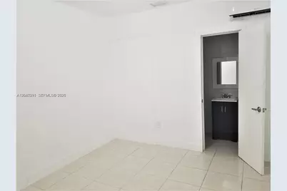 1829 NW 4th St #2, Miami, FL 33125 - Photo 4