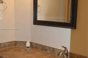1741 SW 40th Terrace, Fort Lauderdale, FL 33317 - Photo 22