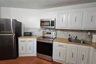 800 Parkview Dr, Hallandale Beach, FL 33009 - Photo 2