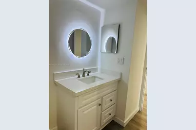 3675 N Country Club Dr #2007, Aventura, FL 33180 - Photo 14