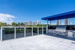 3675 N Country Club Dr, Aventura, FL 33180 - Photo 48