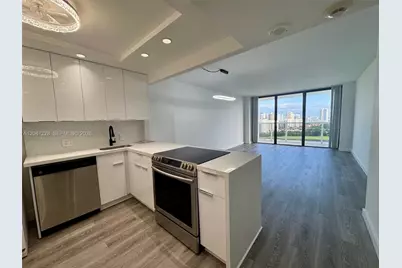 3675 N Country Club Dr #2007, Aventura, FL 33180 - Photo 10